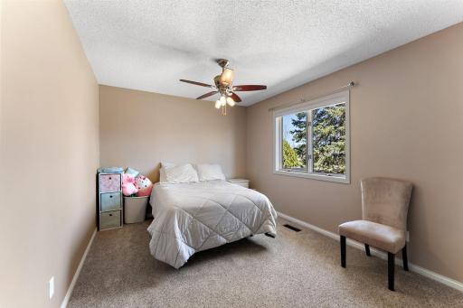 7196 Robinwood Draw, Woodbury, MN 55125