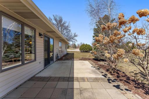 7196 Robinwood Draw, Woodbury, MN 55125