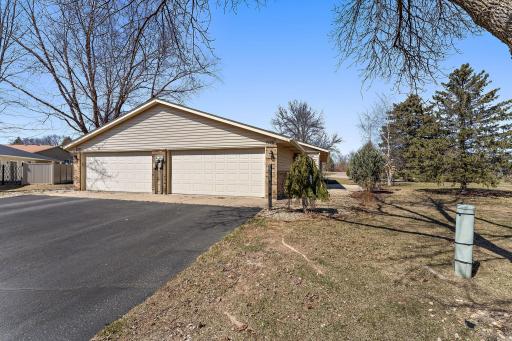 7196 Robinwood Draw, Woodbury, MN 55125