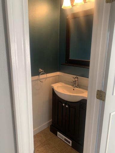 4541 Arbor Drive NW, Rochester, MN 55901