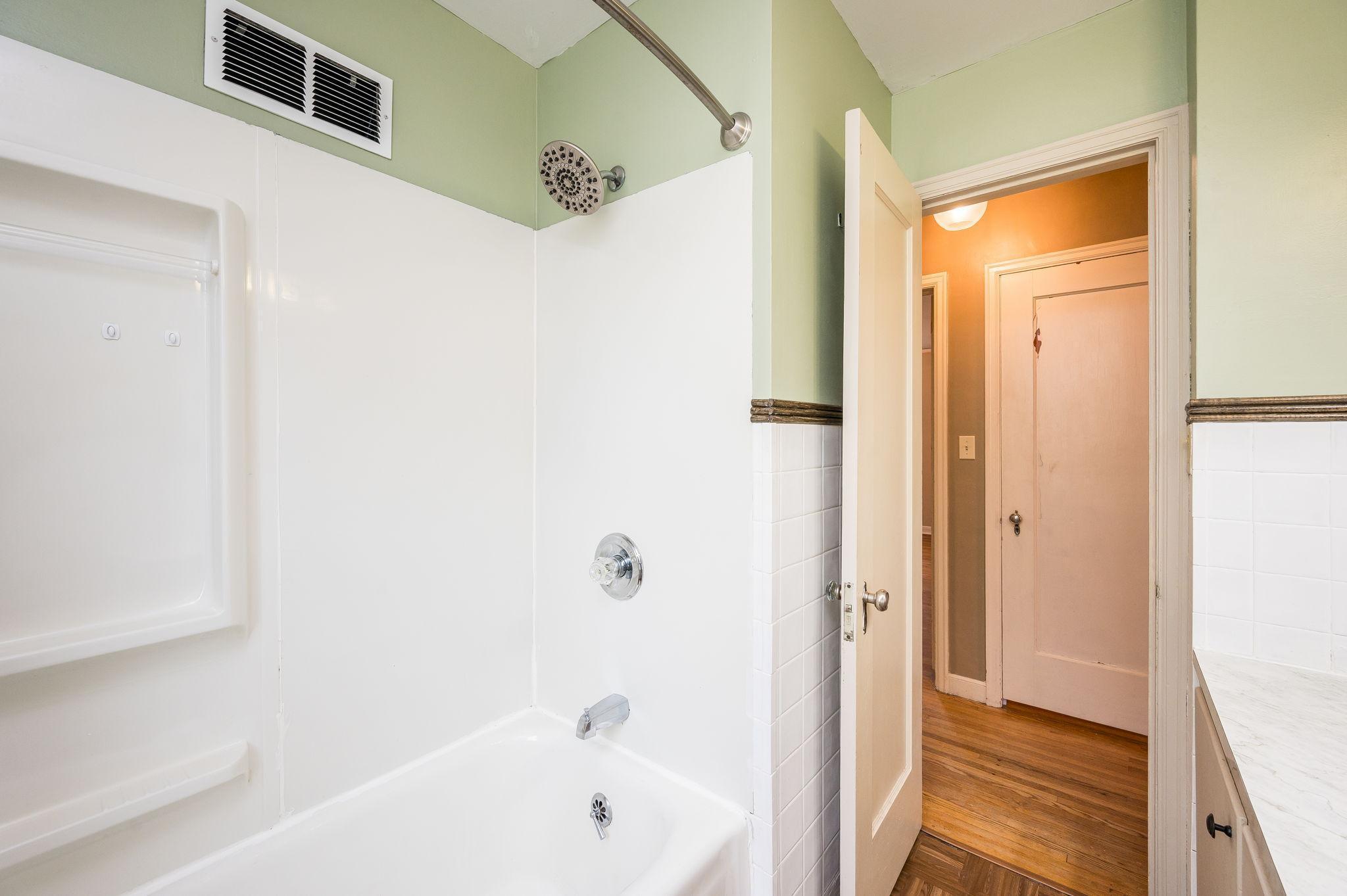 213 Sisseton Dr Fairmont MN-23.jpg