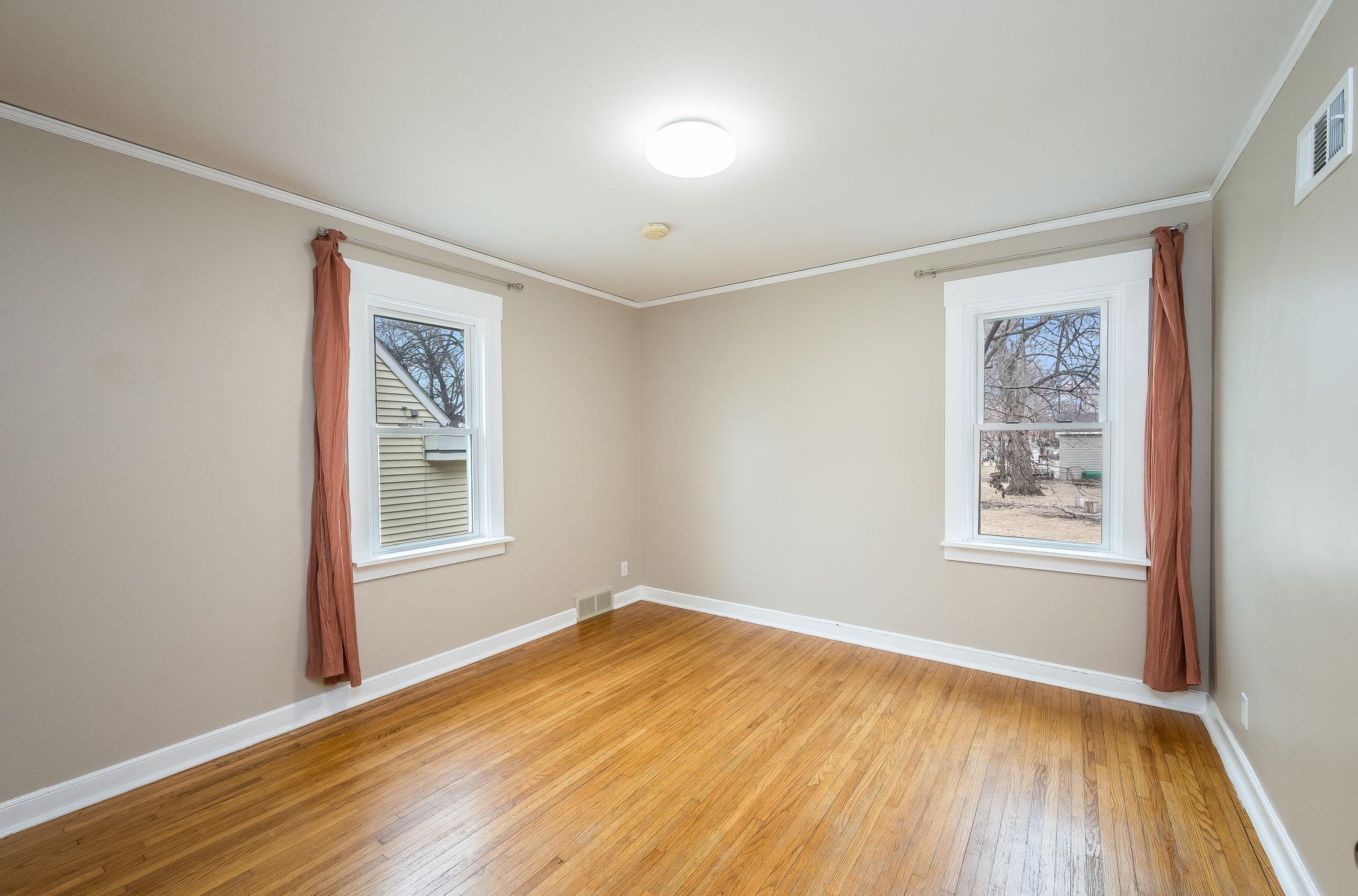 213 Sisseton Dr Fairmont MN-20.jpg