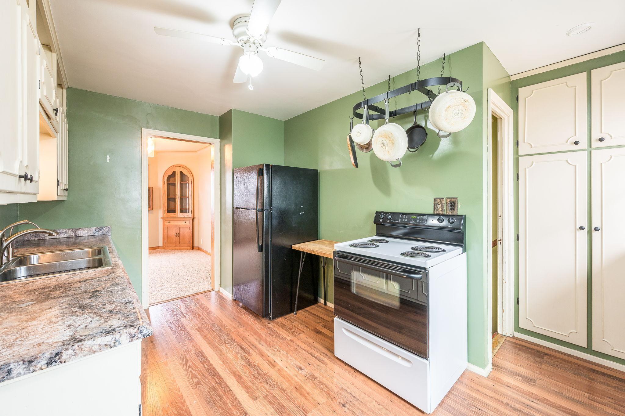 213 Sisseton Dr Fairmont MN-18.jpg