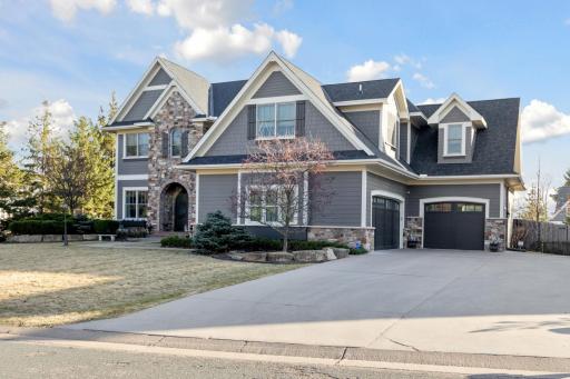 588 Woodland Drive, Saint Paul, MN 55115