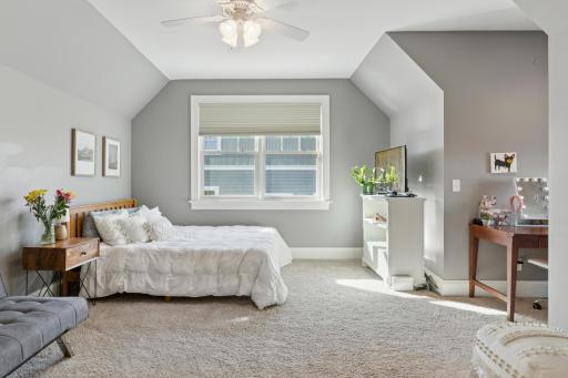 588 Woodland Drive, Saint Paul, MN 55115