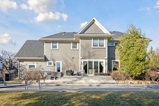 588 Woodland Drive, Saint Paul, MN 55115