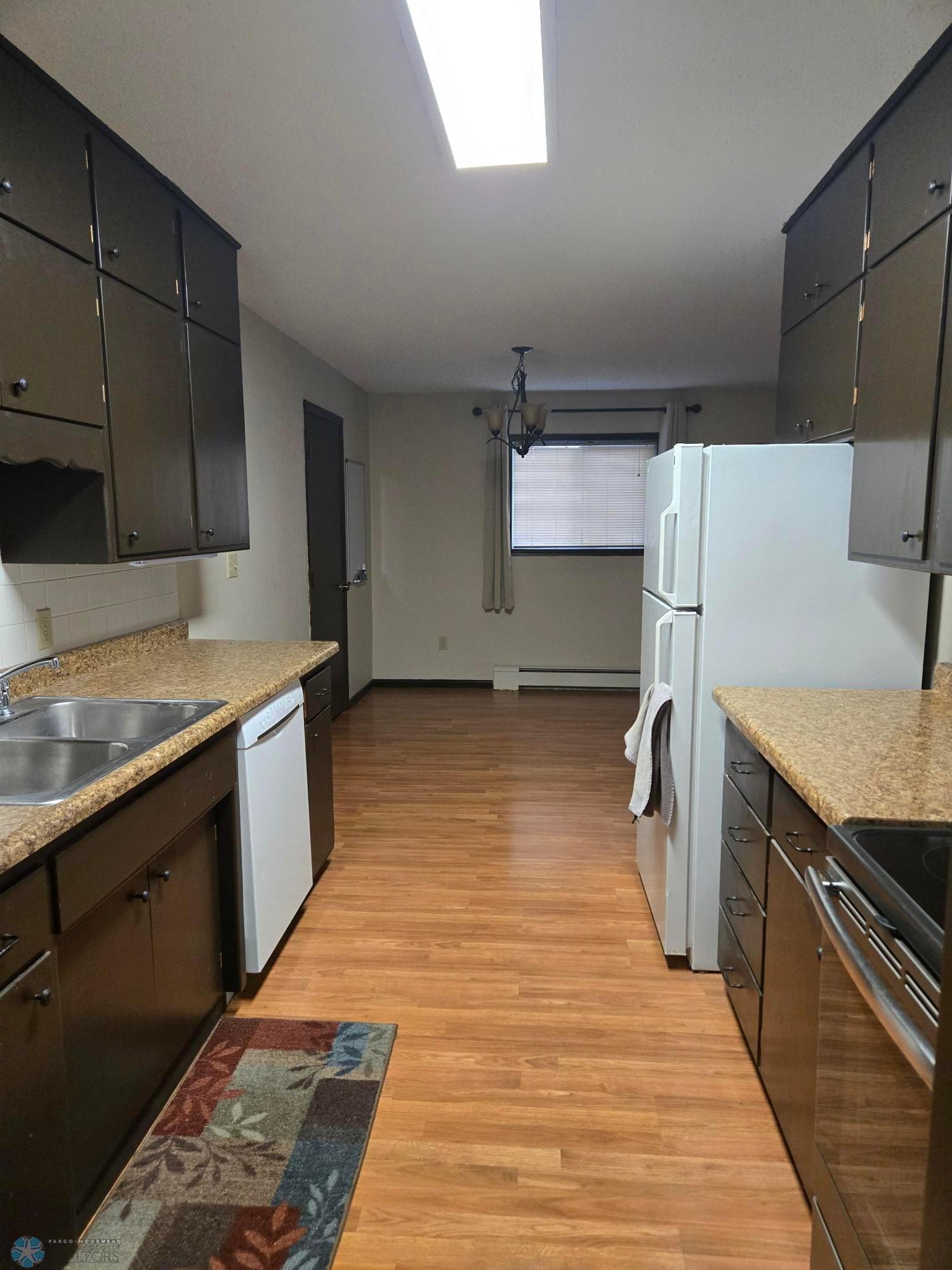 Kitchcen 1.jpg