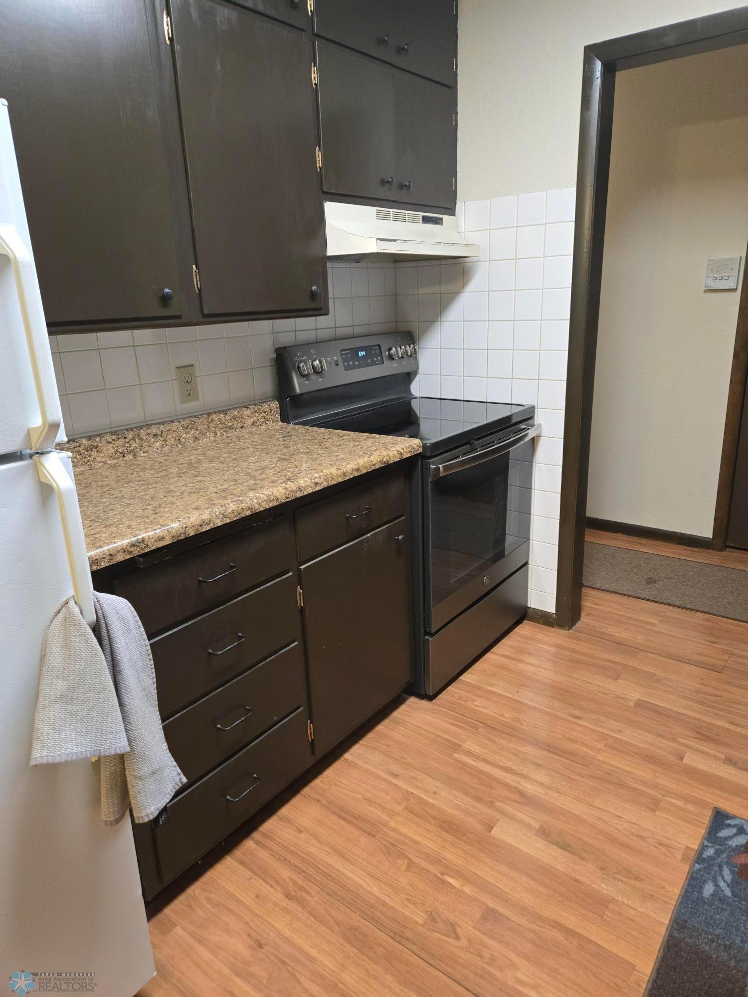 Kitchen4.jpg