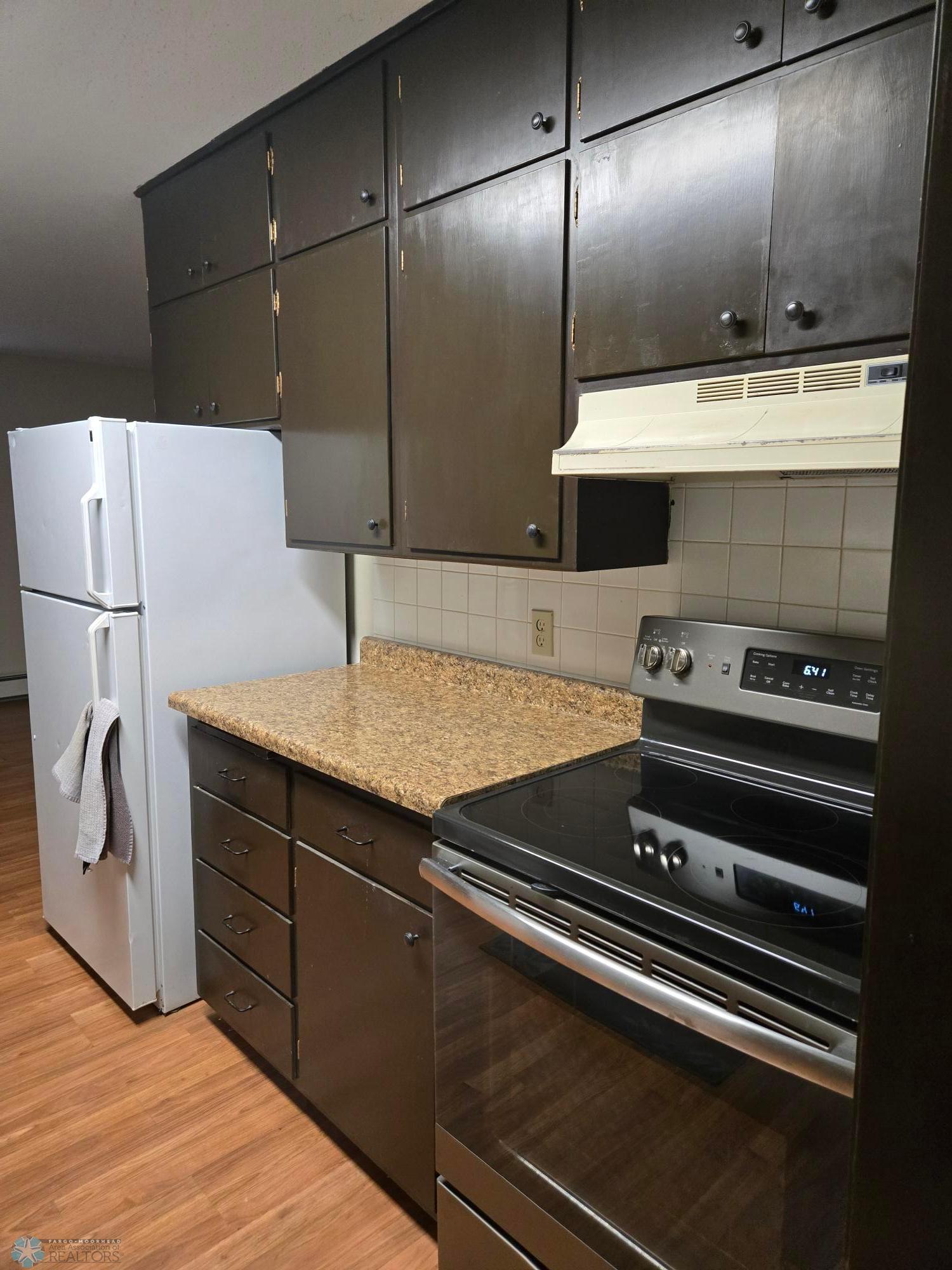 Kitchen 3.jpg