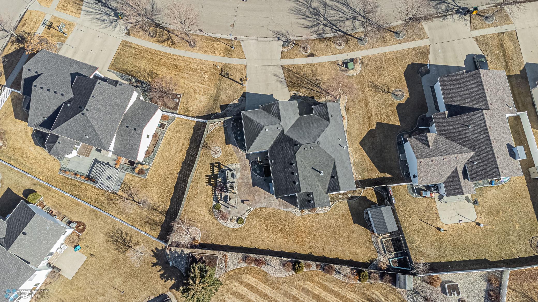 707 Lakeridge Dr, West Fargo, ND 58078-59.jpg
