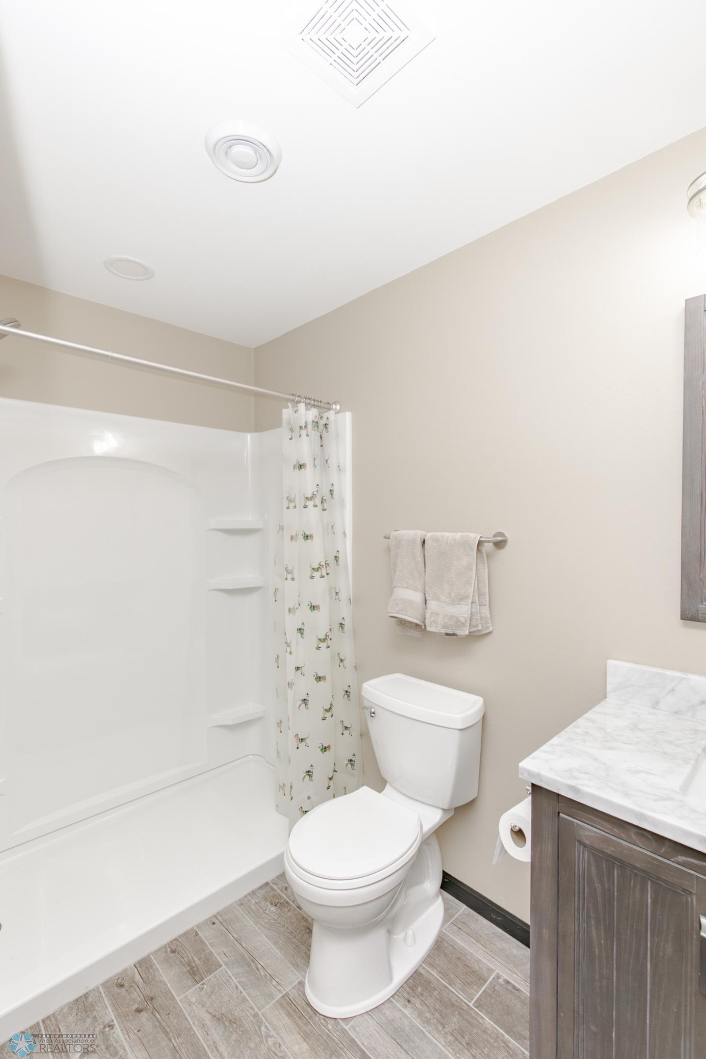 Bathroom 4 - 3/4