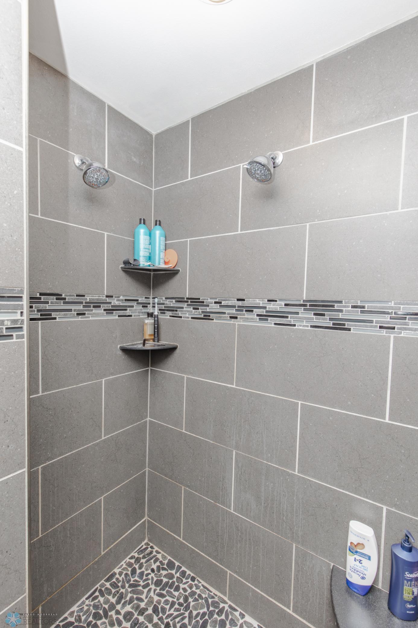 Primary Bathroom - 3/4 - Hollywood