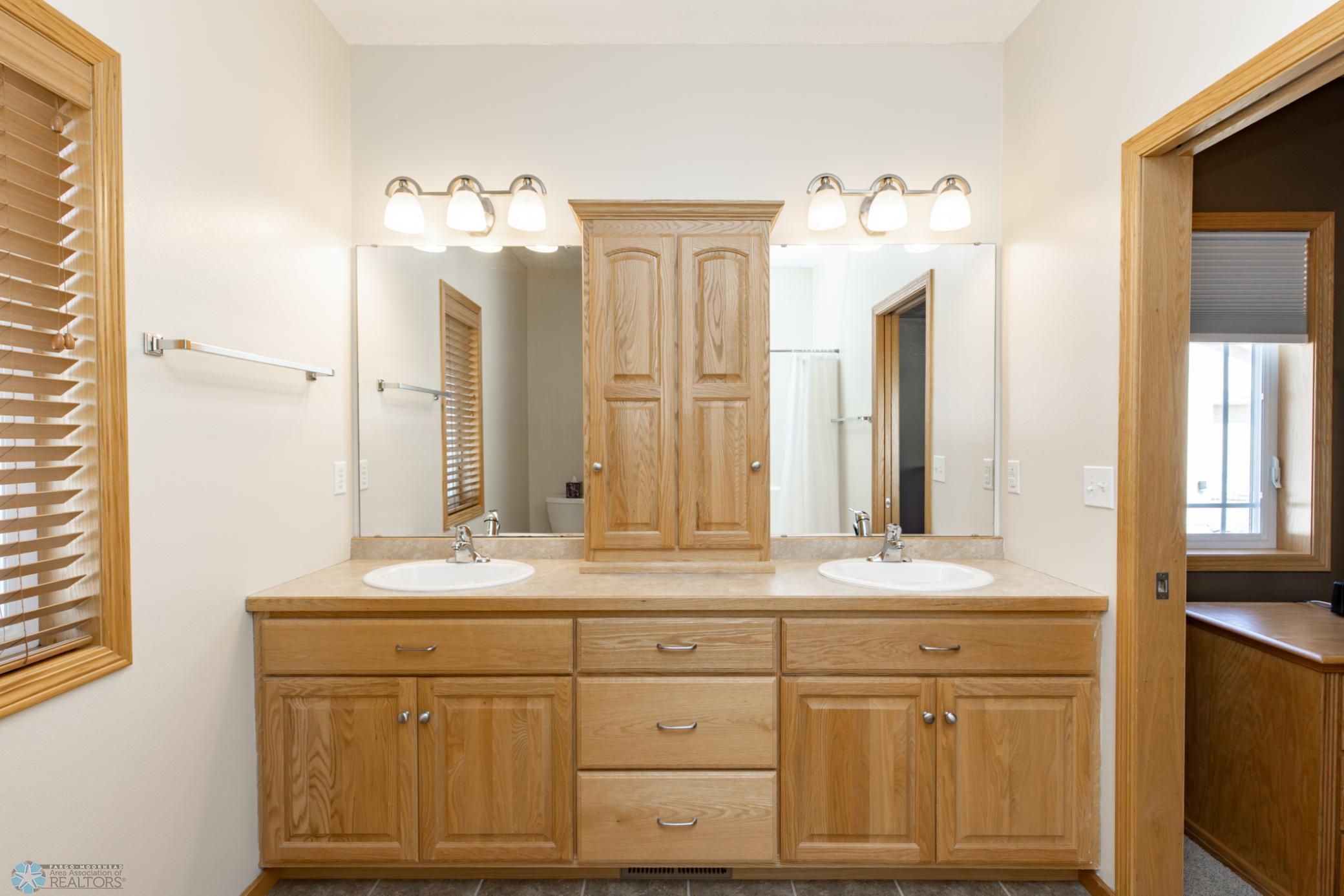Primary Bathroom - Full