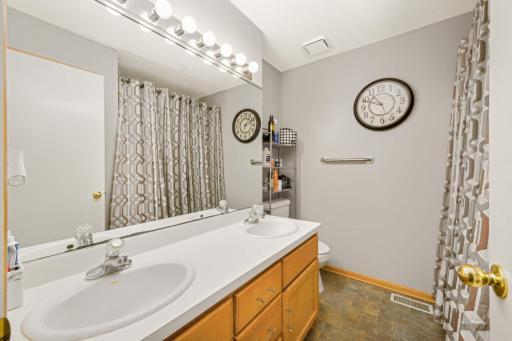 6930 137th Lane NW, Ramsey, MN 55303