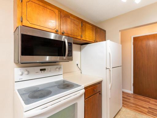 4351 Parklawn Ave Apt 209E Edina MN 55435 USA-009-010-Parklawn Ave 209E9-MLS_Size.jpg