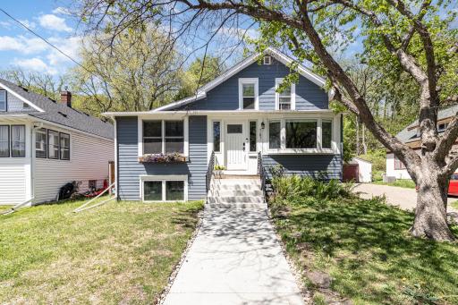 767 Lexington Parkway S, Saint Paul, MN 55116