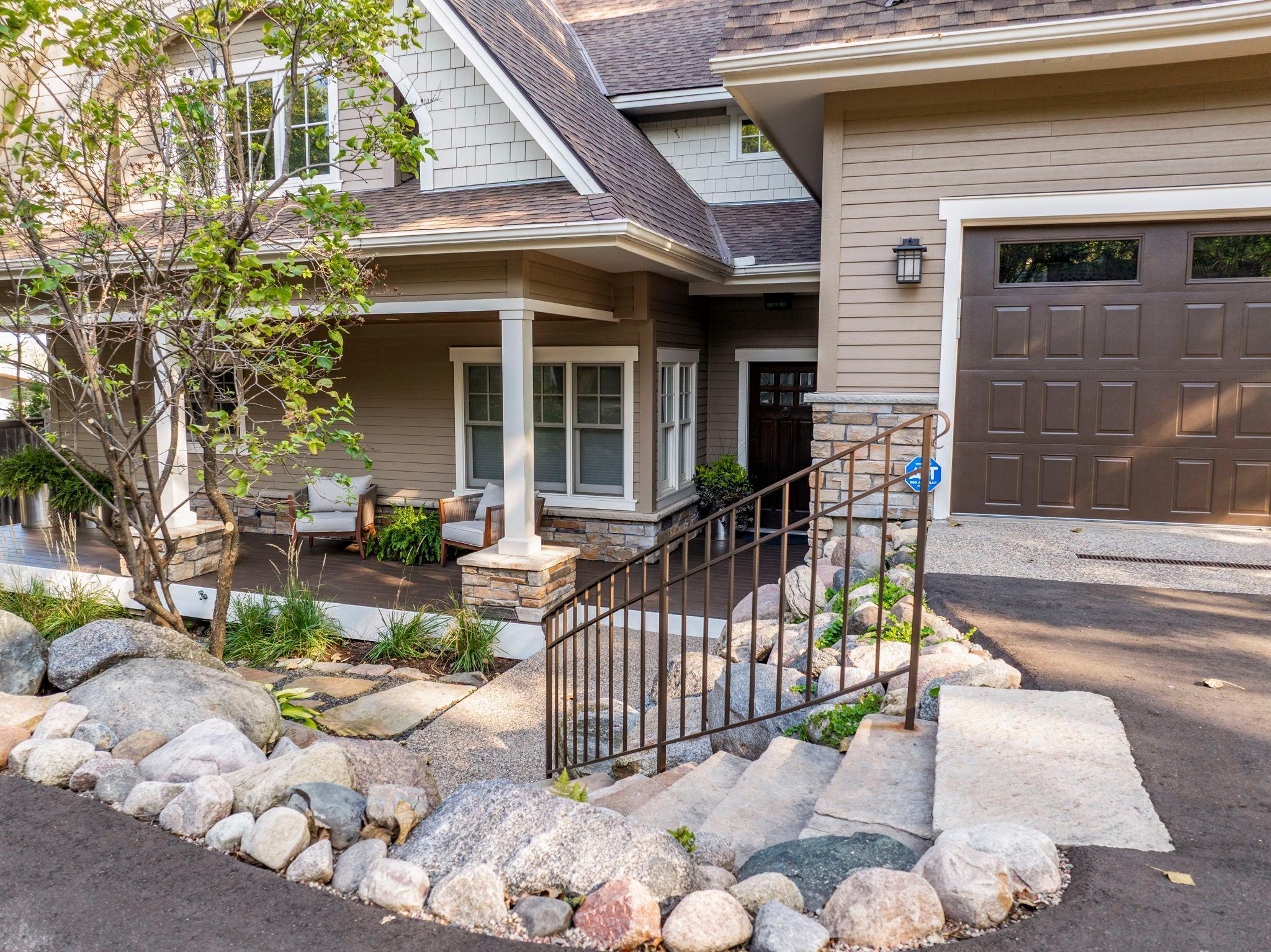 Adorable front porch