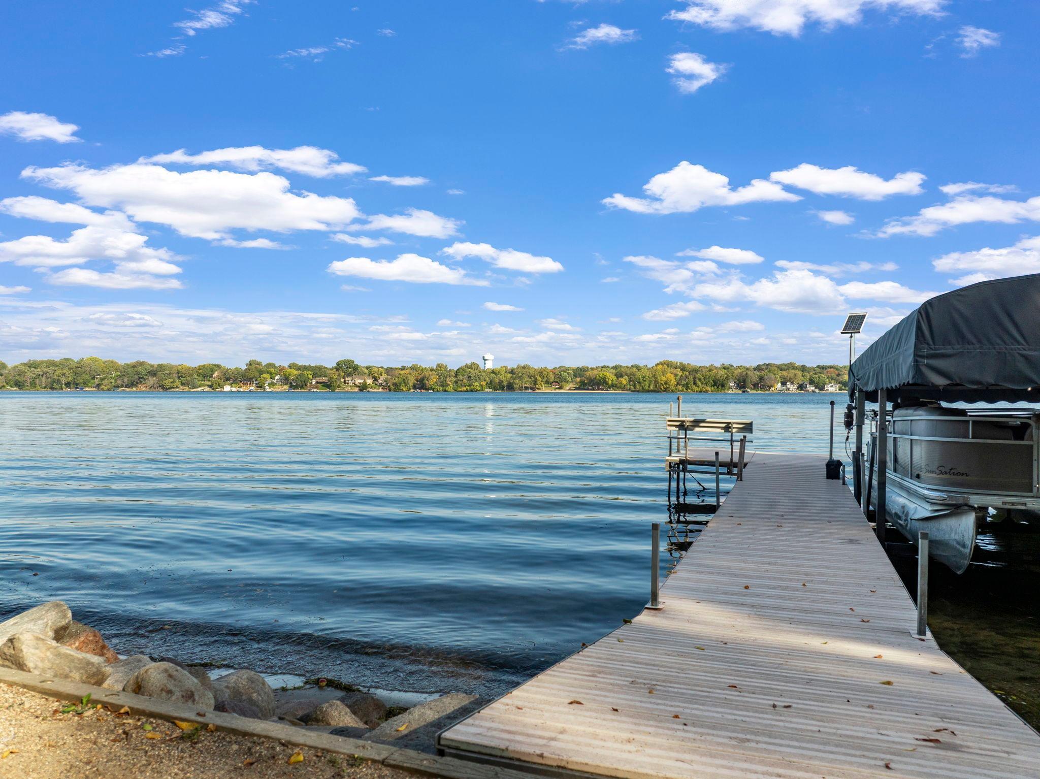 18-web-or-mls-5670 Fairlawn Shores Trail, Prior Lake-18.jpg