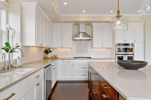415 Indian Mound Street, 301, Wayzata, MN 55391