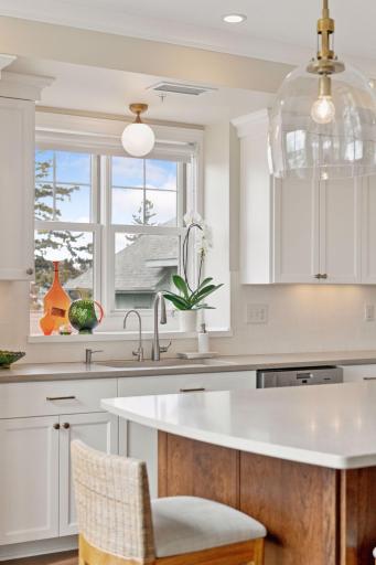 415 Indian Mound Street, 301, Wayzata, MN 55391