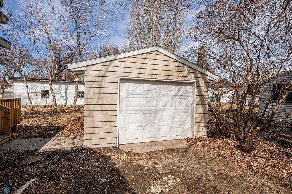 14' x 22' Detached Garage