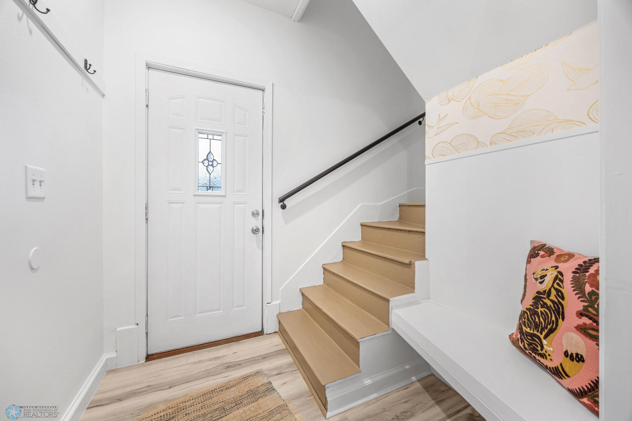 Front foyer with seating