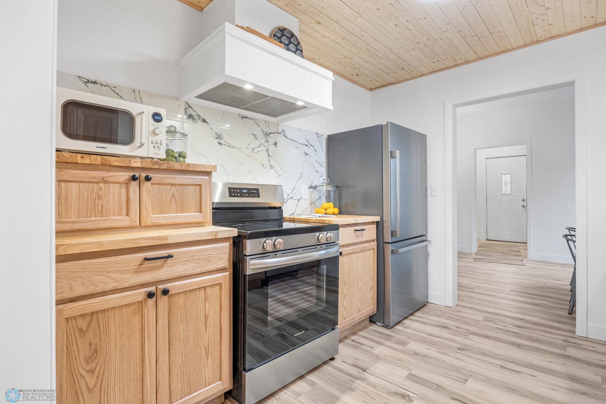 custom range hood