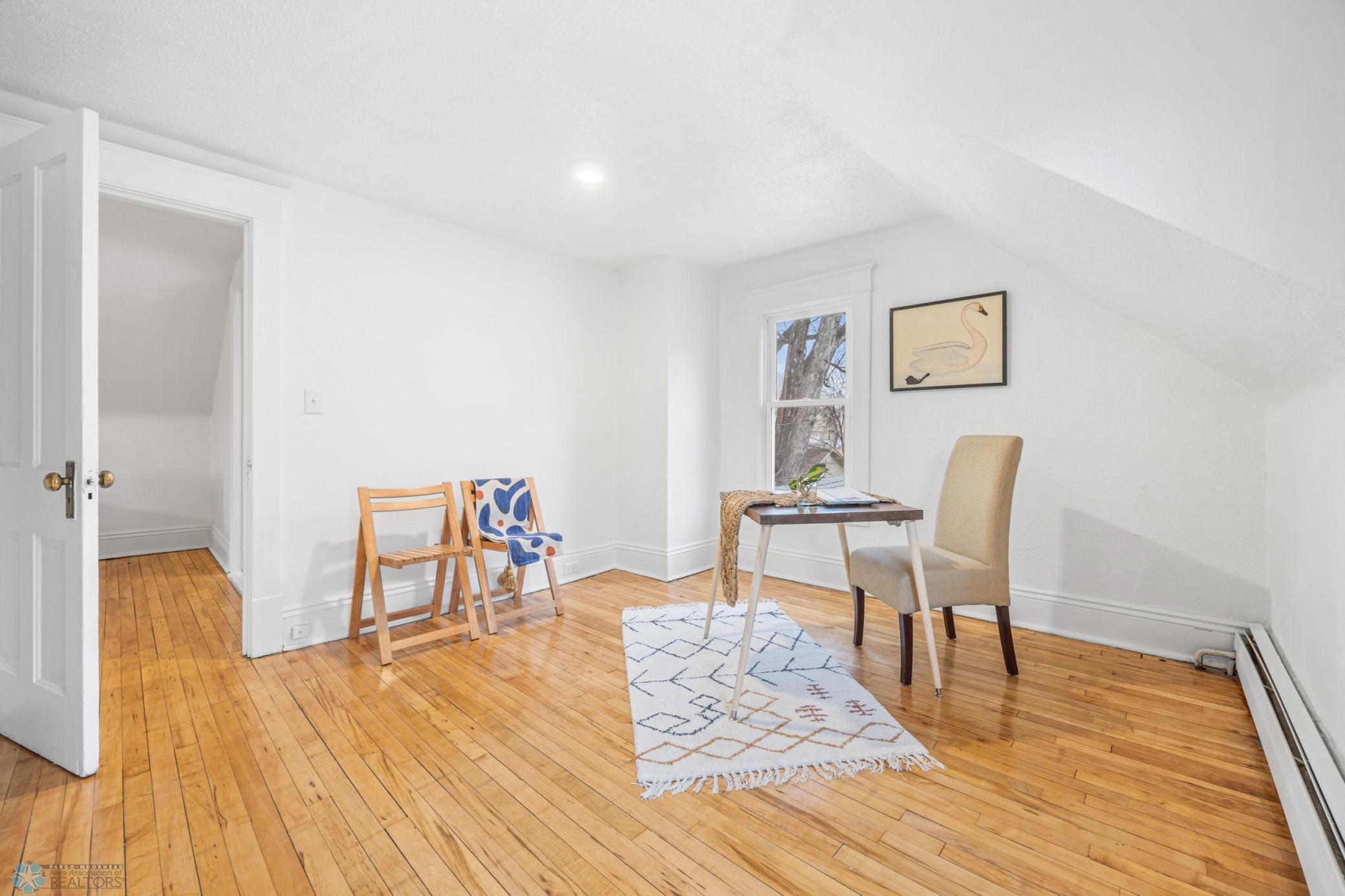 2nd bedroom upstairs