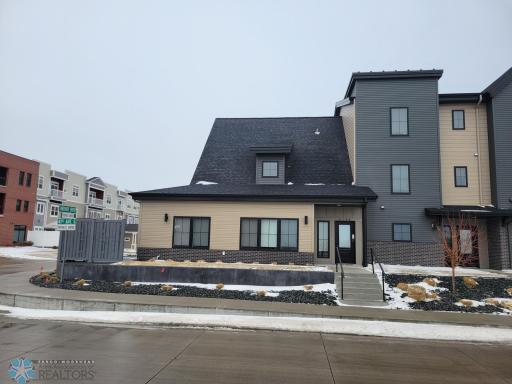 Photo for 4154 ARTHUR Drive S, Fargo, ND 58104 - listing #6691645 4154 ARTHUR Drive S, Fargo, ND 58104