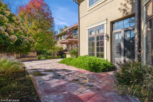 2845 Watertown Road, Orono, MN 55356