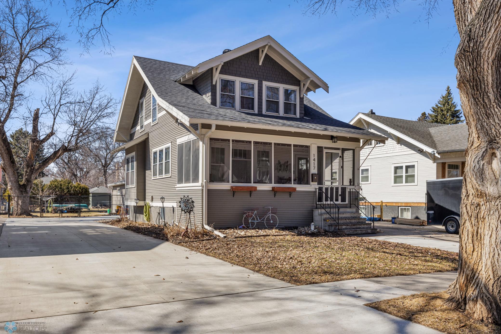 Welcome to 1417 9th Street S Fargo