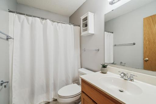 579 Maple Knoll Circle NW, Saint Michael, MN 55376