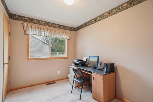 579 Maple Knoll Circle NW, Saint Michael, MN 55376
