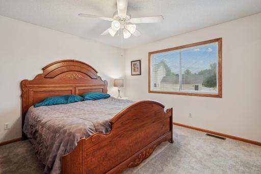579 Maple Knoll Circle NW, Saint Michael, MN 55376