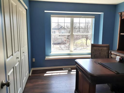Upper level 2nd bedroom with large window ledge