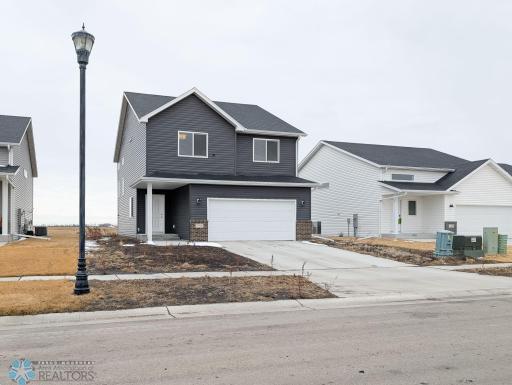 1192 MARLYS Drive W, West Fargo, ND 58078
