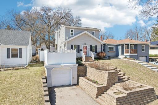 2949 Ewing Avenue N, Minneapolis, MN 55422