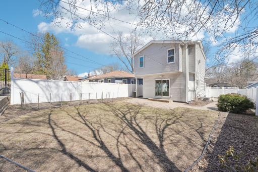 2949 Ewing Avenue N, Minneapolis, MN 55422