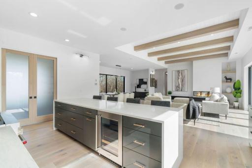 6468 Kurtz Lane, Eden Prairie, MN 55346