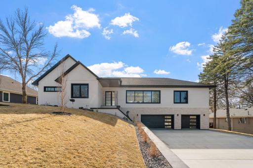 6468 Kurtz Lane, Eden Prairie, MN 55346