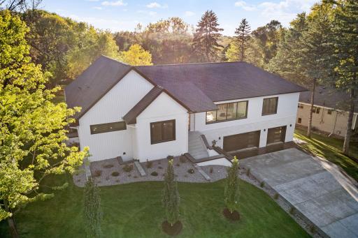 6468 Kurtz Lane, Eden Prairie, MN 55346