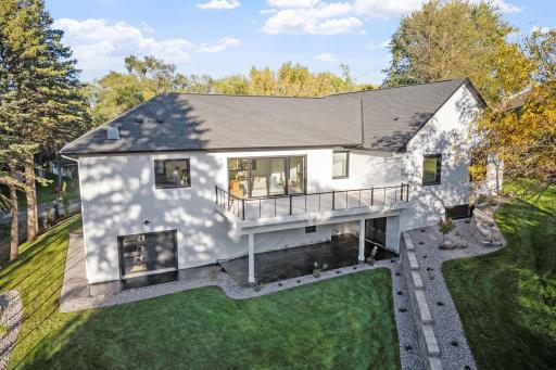 6468 Kurtz Lane, Eden Prairie, MN 55346