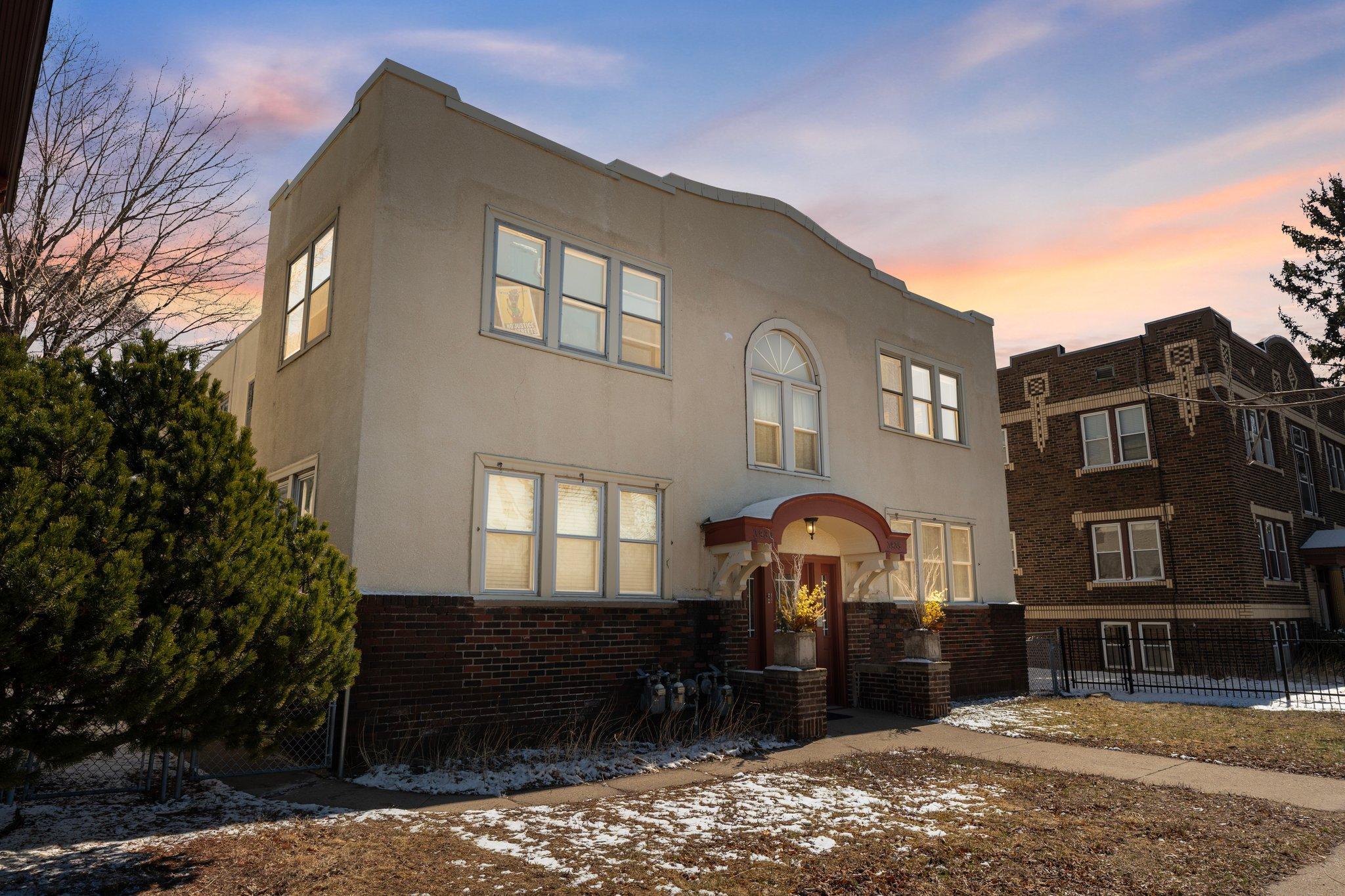 External NW angle-3933-chicago-ave-unit-4.jpg