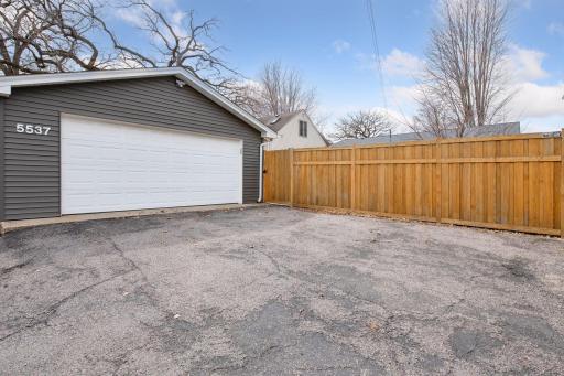 5537 Irving Avenue S, Minneapolis, MN 55419