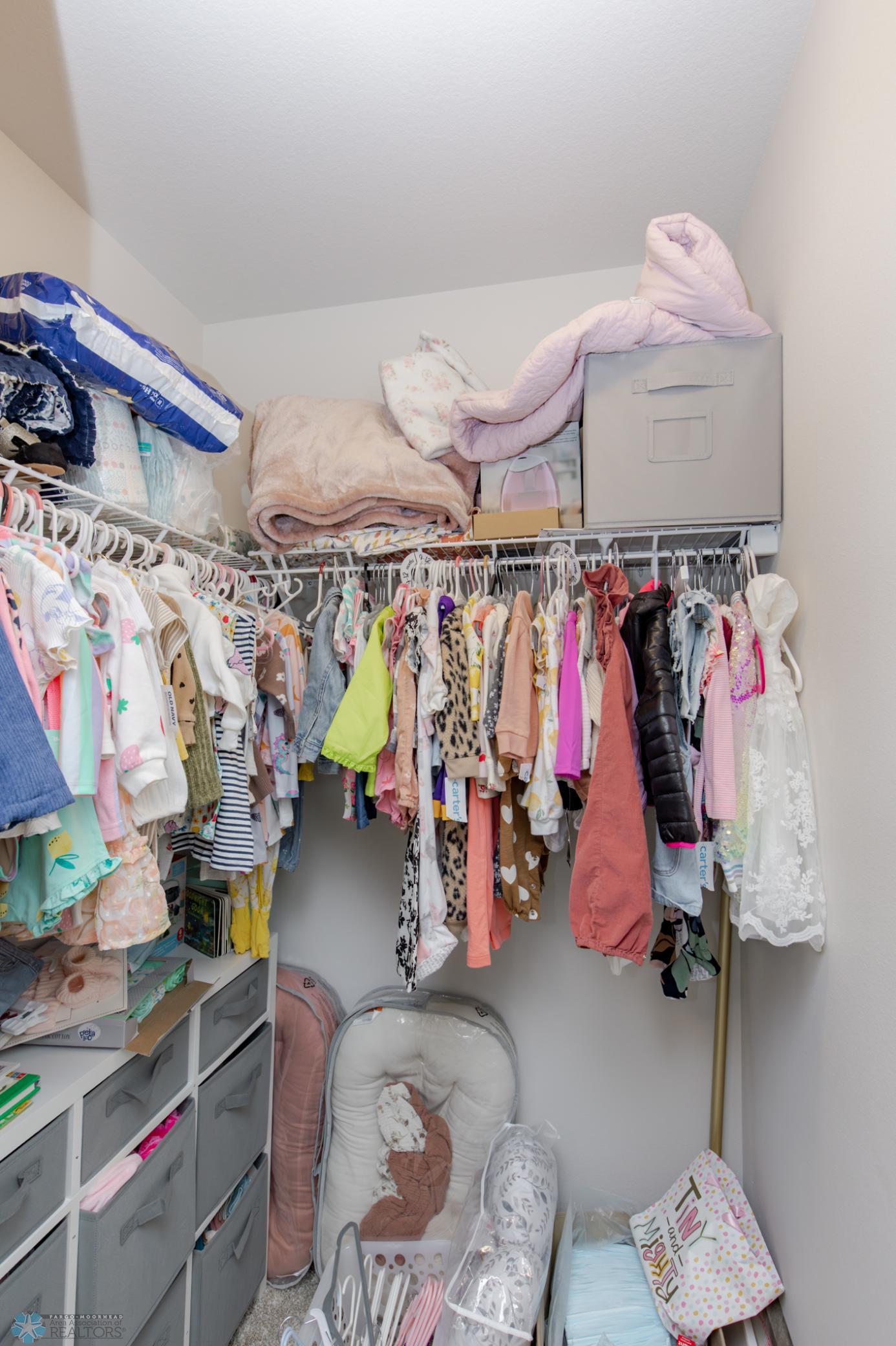 4th bedroom walk-in closet