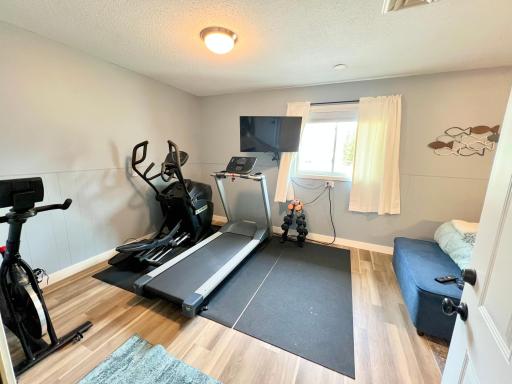 300 N Shore Drive, Detroit Lakes, MN 56501