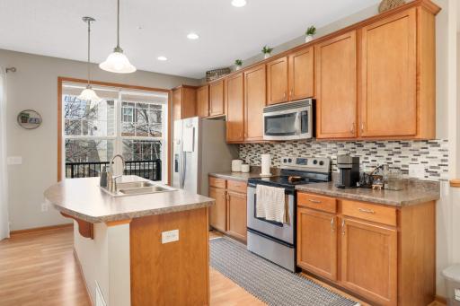 11771 Emery Village Drive N, Champlin, MN 55316