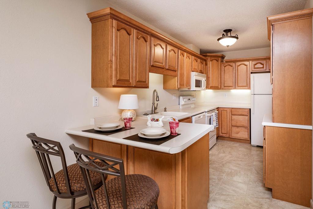 Kitchen - slideout drawers