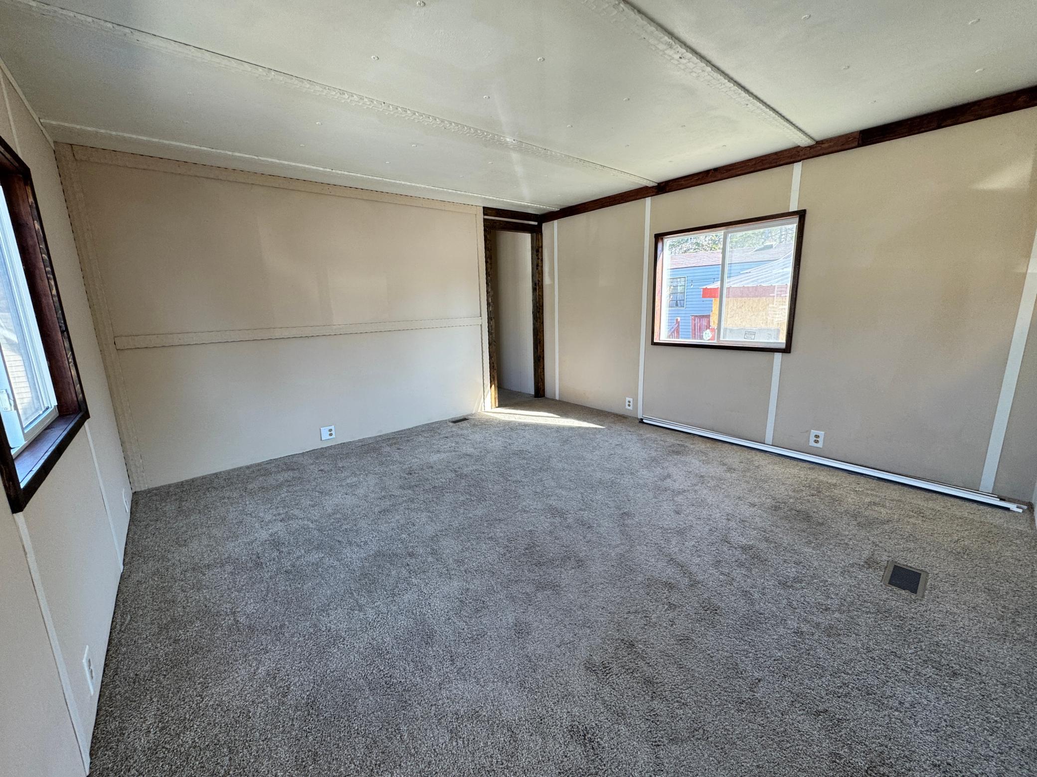 Lining Room