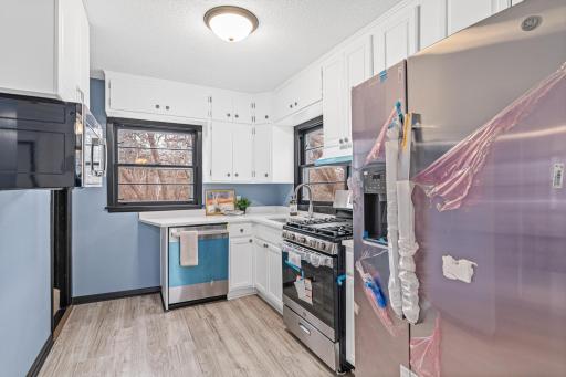 12425 25th Avenue N, Minneapolis, MN 55441